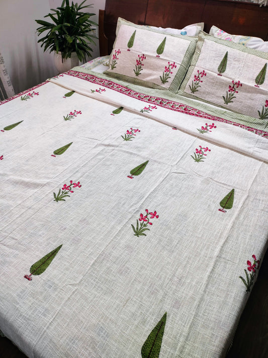 Mughal Gardens - TNT Jute Bedcover with Pillow Covers